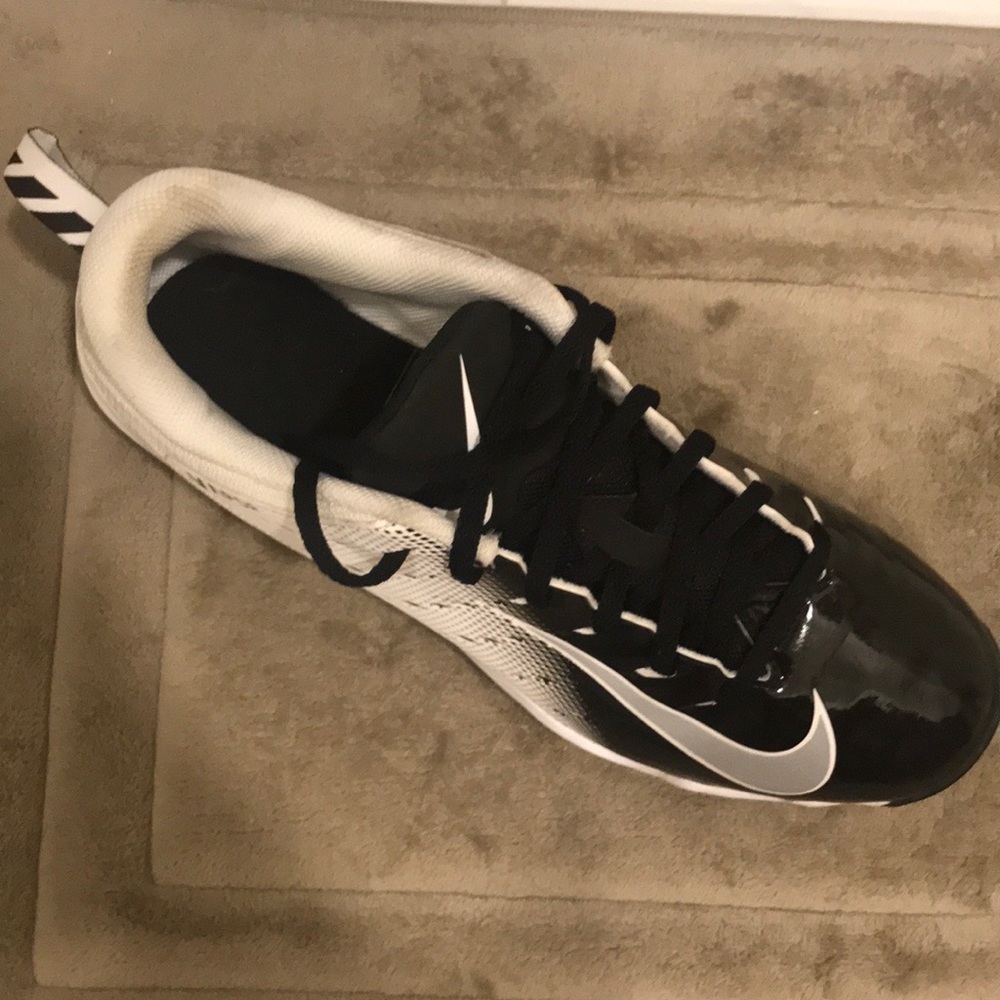 Men's Vapor Shark 3 Football Cleats White/Black